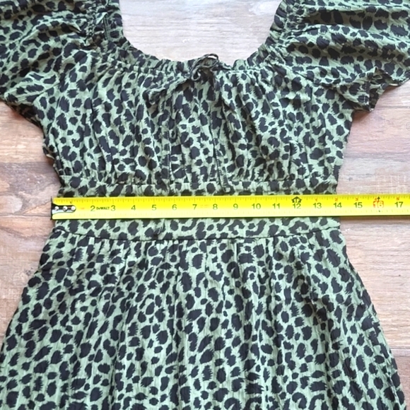 Francesca's Green & Black Animal Print Short Sleeve A-Line Dress - Picture 11 of 12